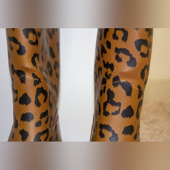 Leopard Print Hunter Boots - Picture 6 of 8
